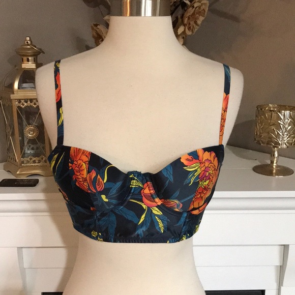 GAP Other - GapBodyLove Amour Bustier/Bra